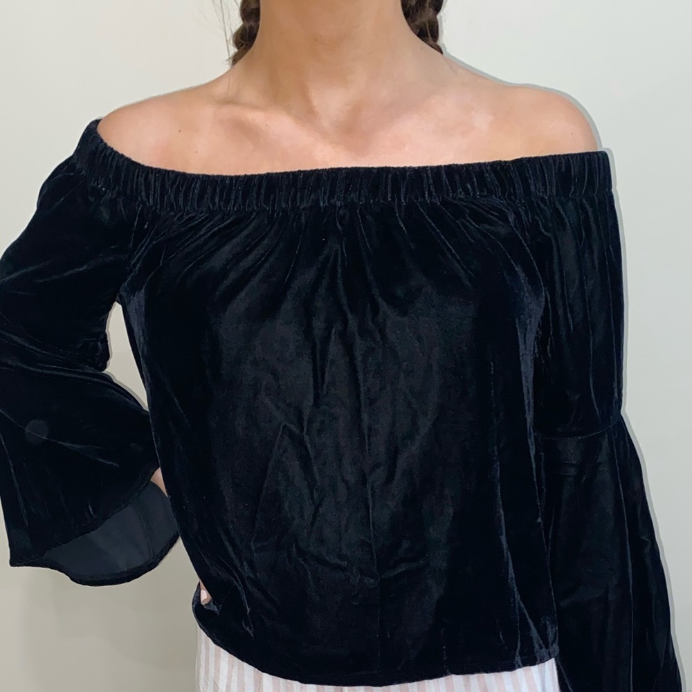 off the shoulder bell sleeve top